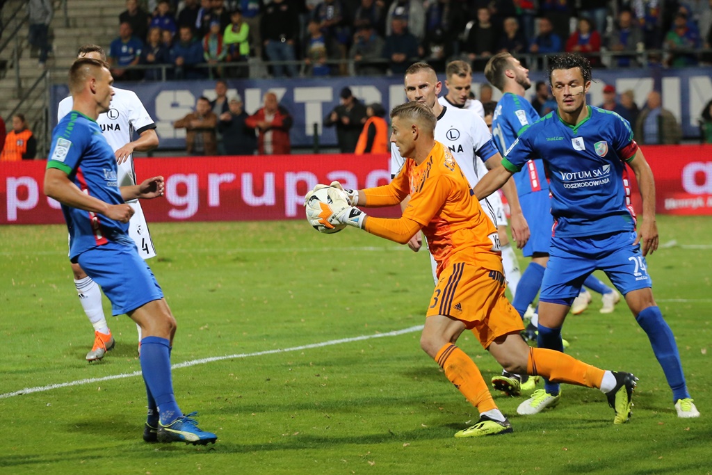 Legia wygrała w Legnicy. Gol Forsella to za mało na mistrza