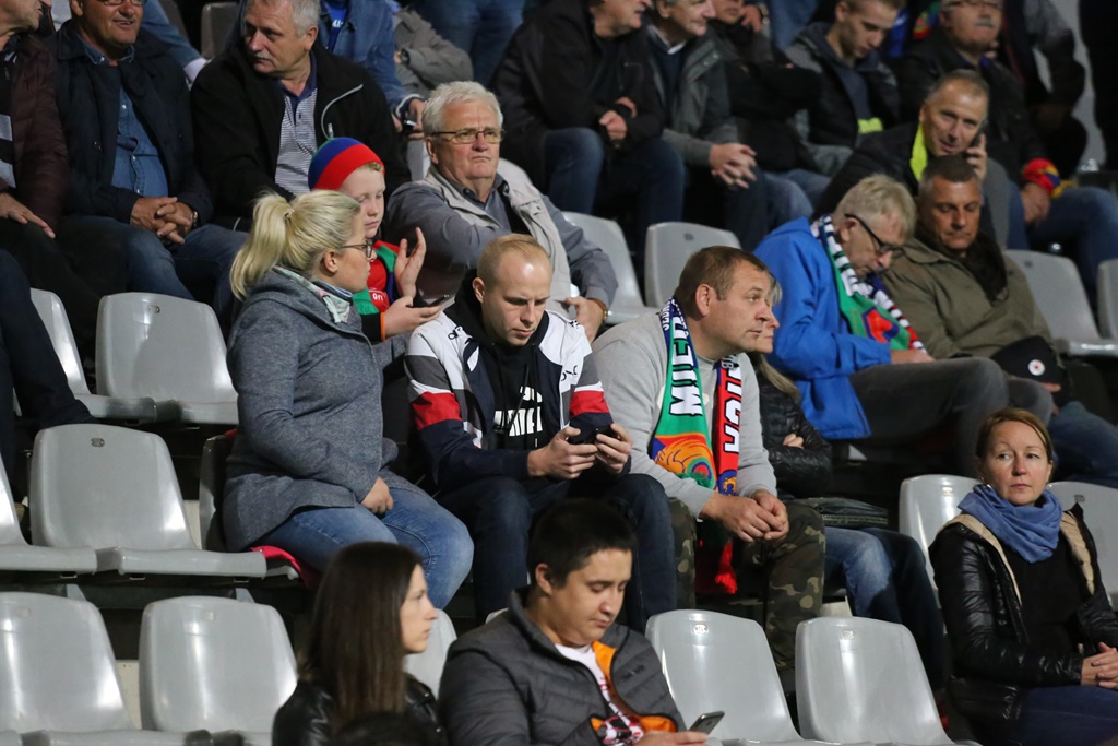 Komplet widzów obejrzał starcie Miedzi z Legią Warszawa