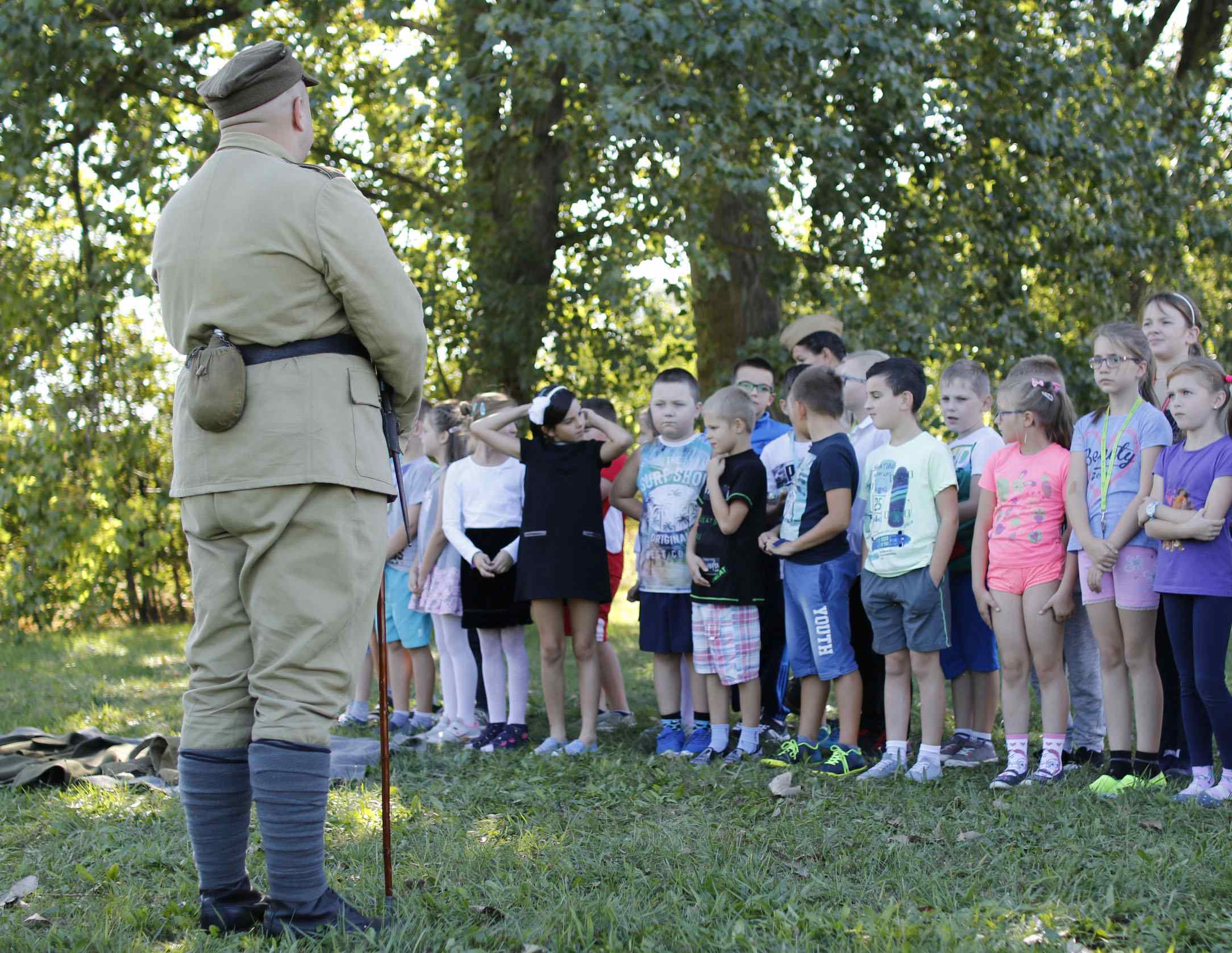 Uczniowie z gminy Miłkowice poznawali historię swojego kraju