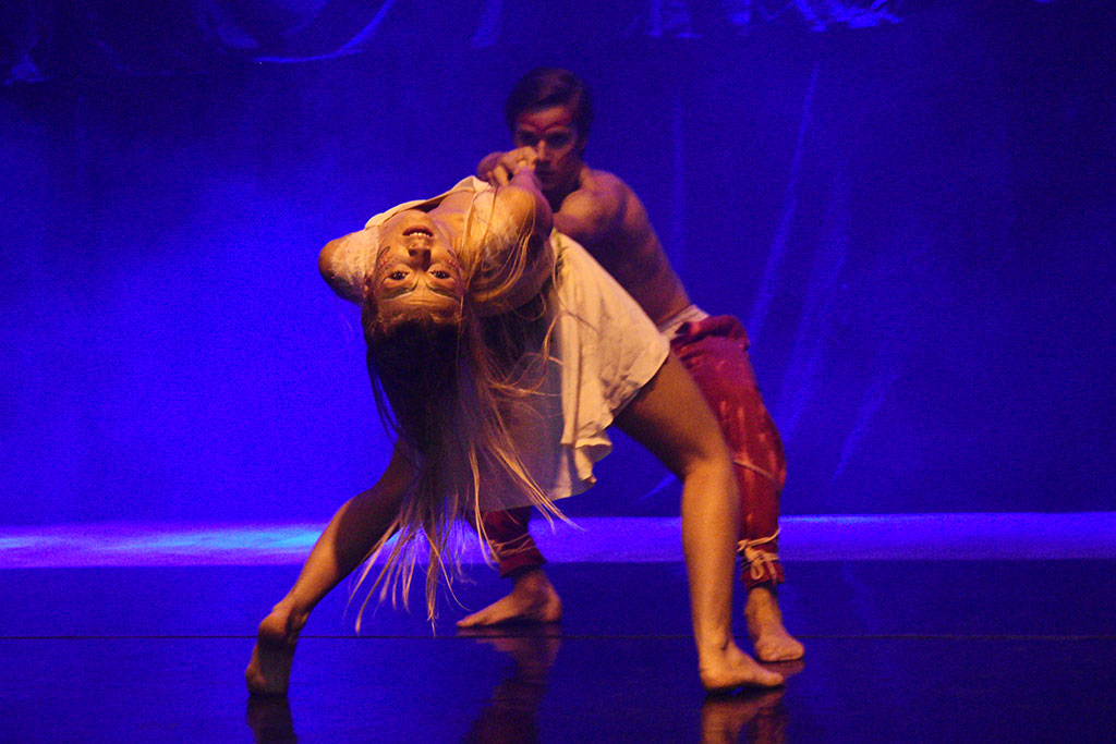 W siedzibie Teatru Avatar odbyło się magiczne show