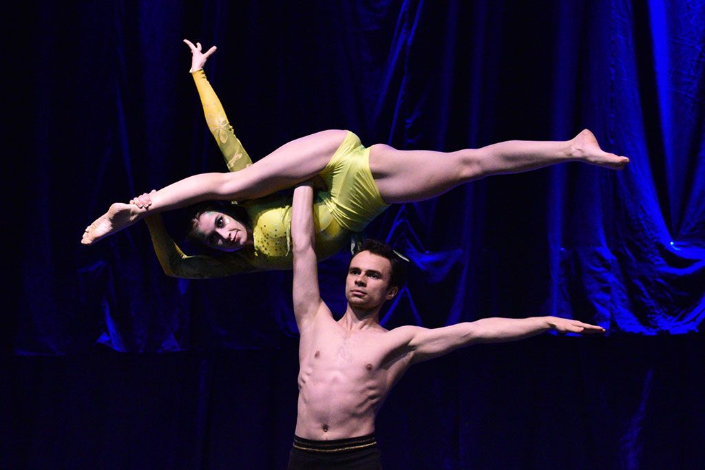 W siedzibie Teatru Avatar odbyło się magiczne show