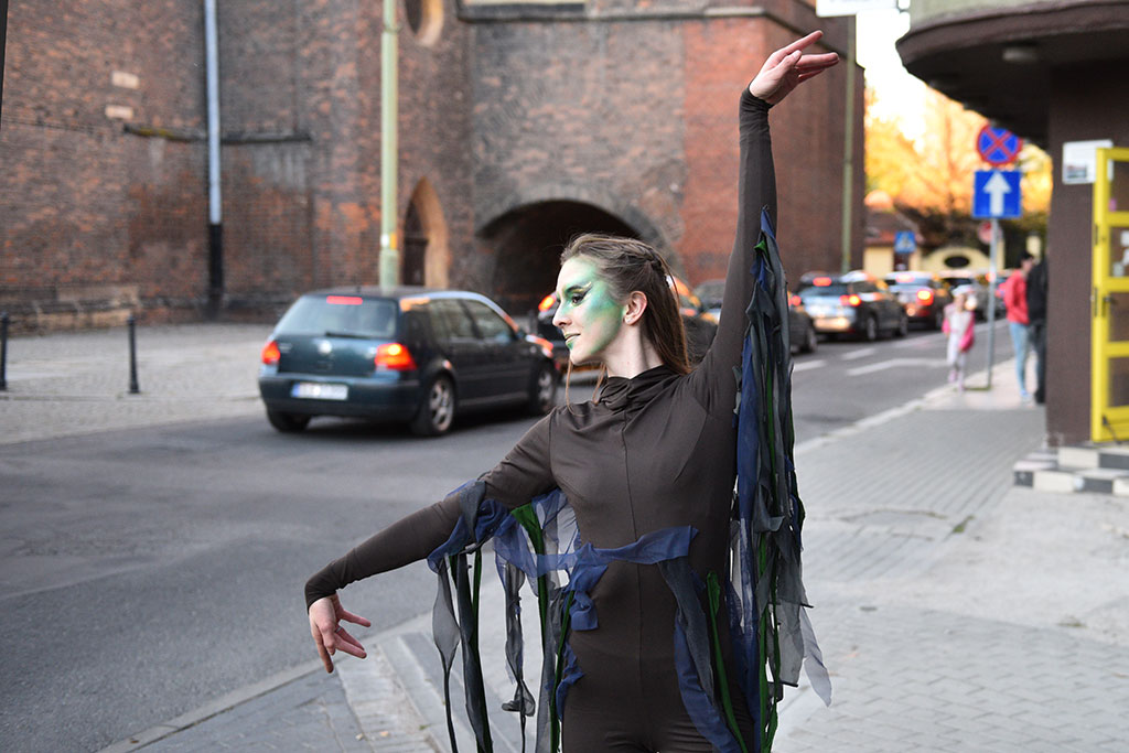 W siedzibie Teatru Avatar odbyło się magiczne show