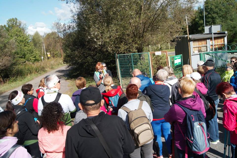 Osiemdziesiąt osób na jesiennym rajdzie nordic walking