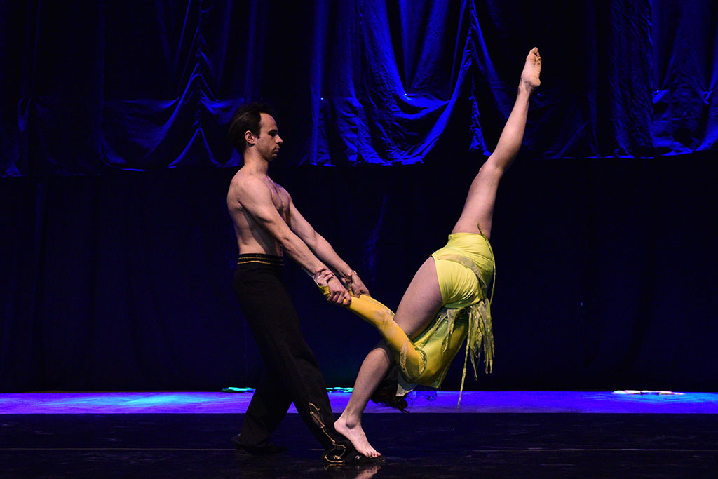 W siedzibie Teatru Avatar odbyło się magiczne show