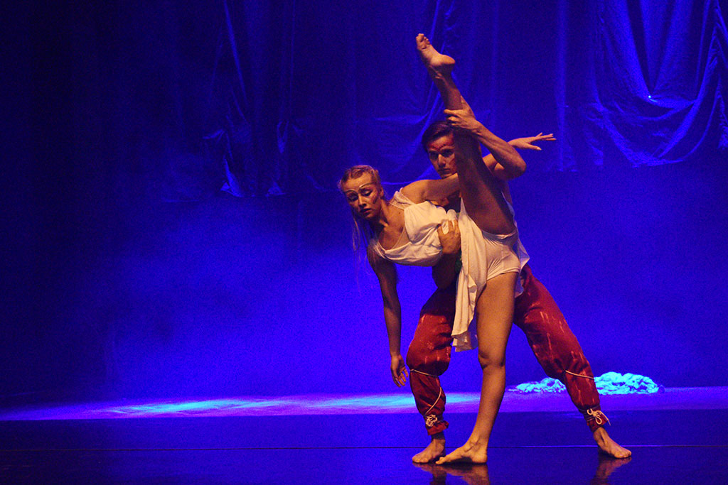 W siedzibie Teatru Avatar odbyło się magiczne show