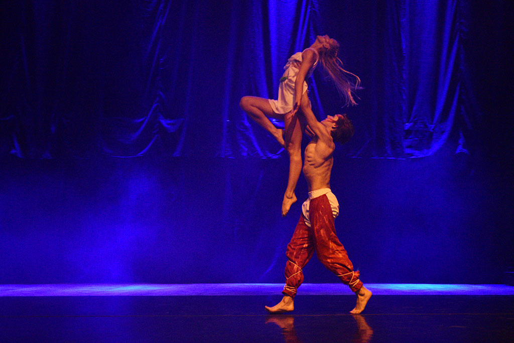 W siedzibie Teatru Avatar odbyło się magiczne show