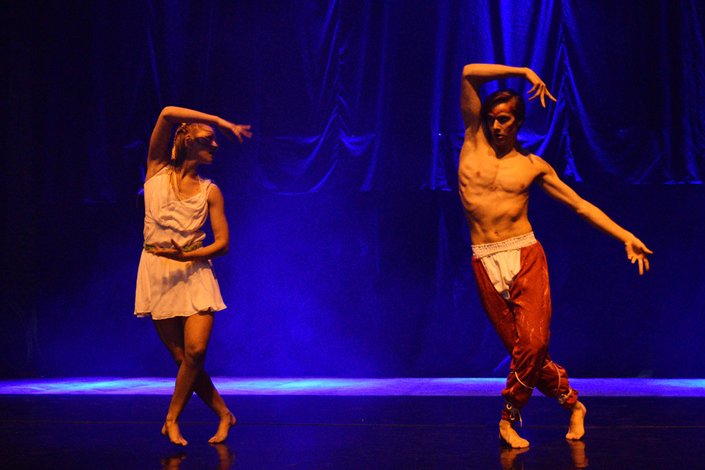 W siedzibie Teatru Avatar odbyło się magiczne show