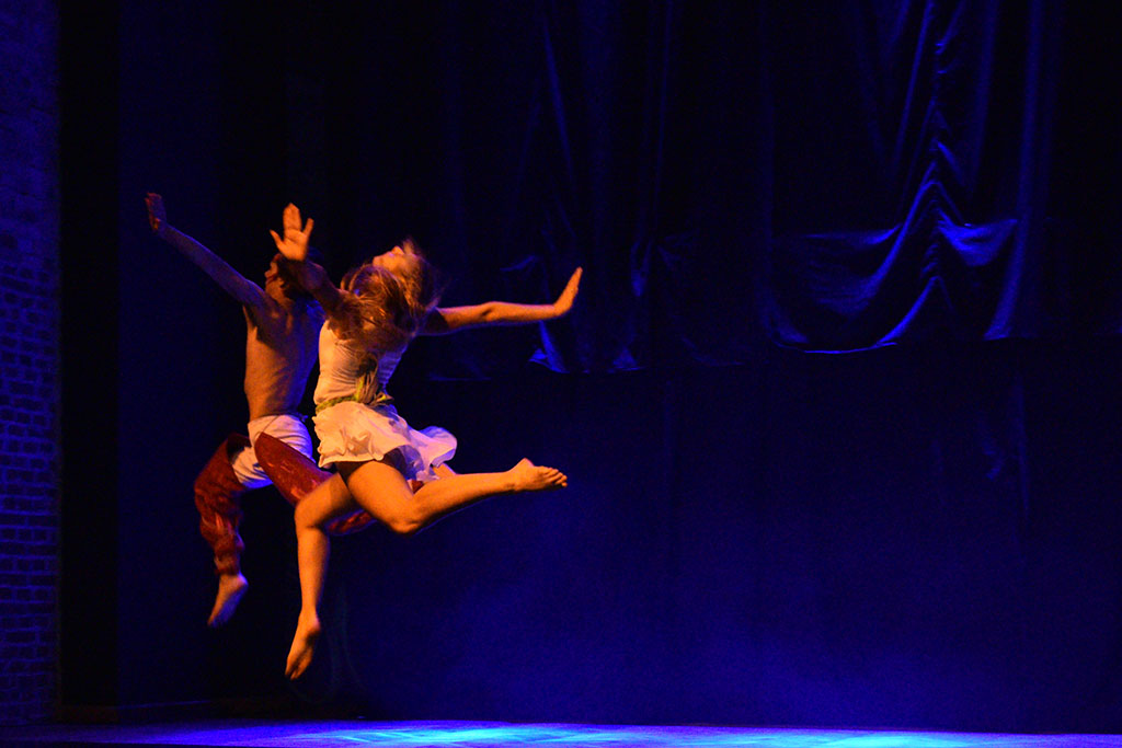 W siedzibie Teatru Avatar odbyło się magiczne show