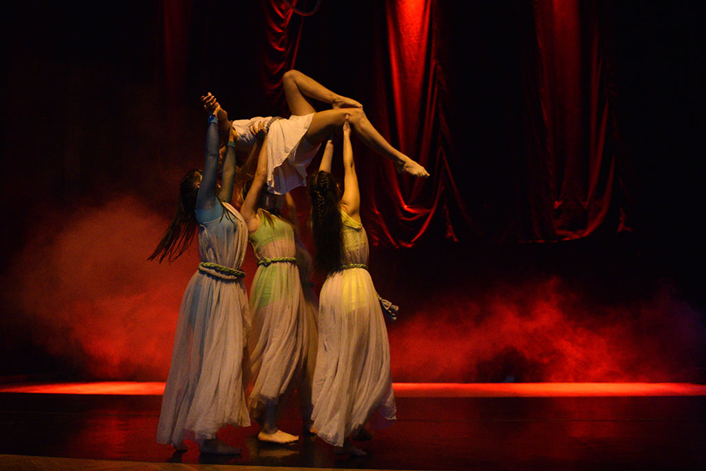 W siedzibie Teatru Avatar odbyło się magiczne show