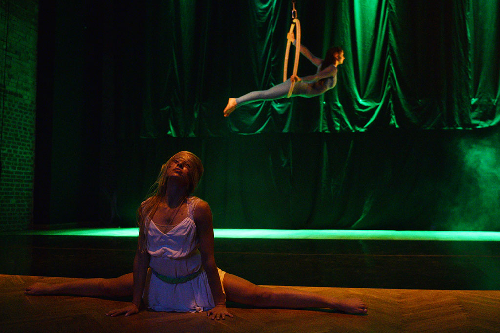 W siedzibie Teatru Avatar odbyło się magiczne show