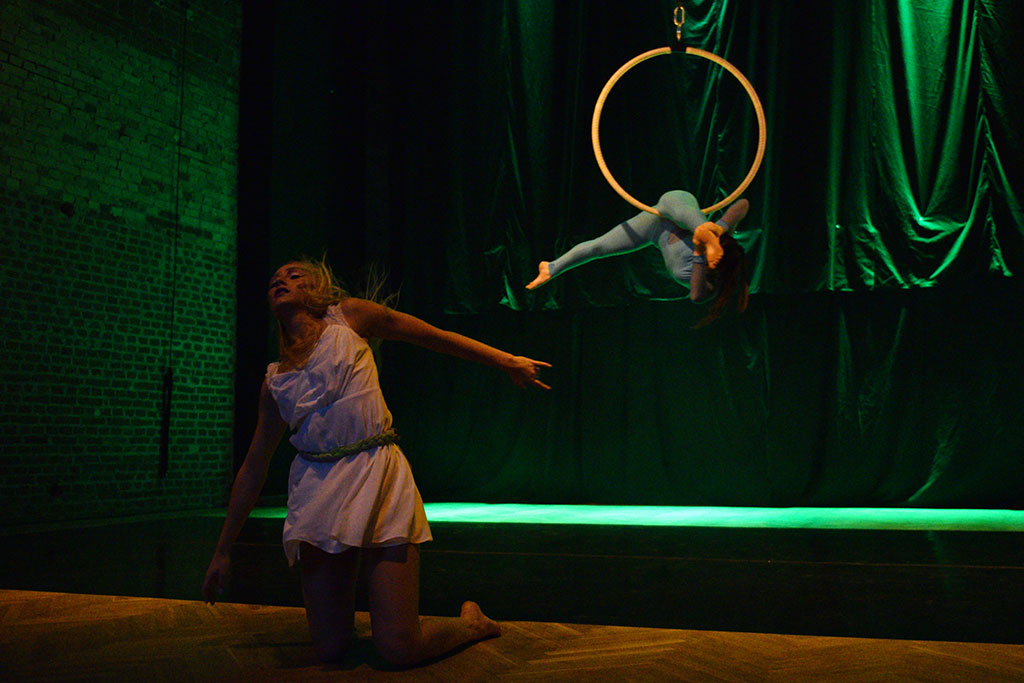 W siedzibie Teatru Avatar odbyło się magiczne show