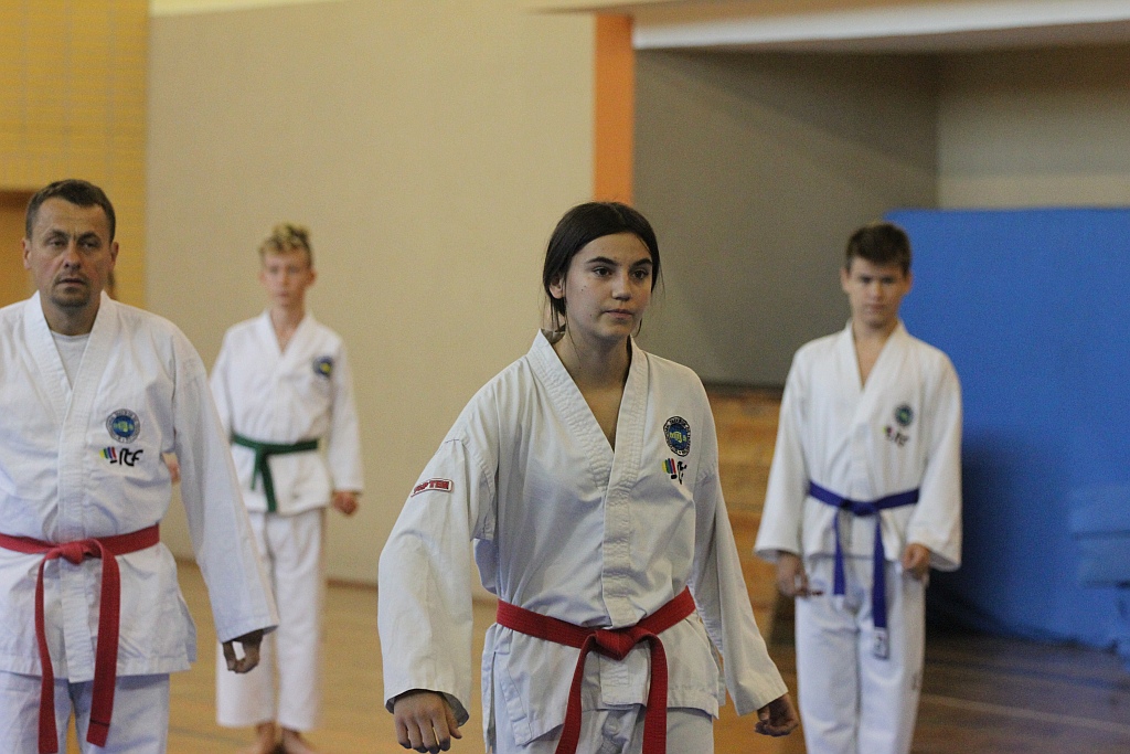Legniccy taekwondocy pokazali swoje pucharowe trofea