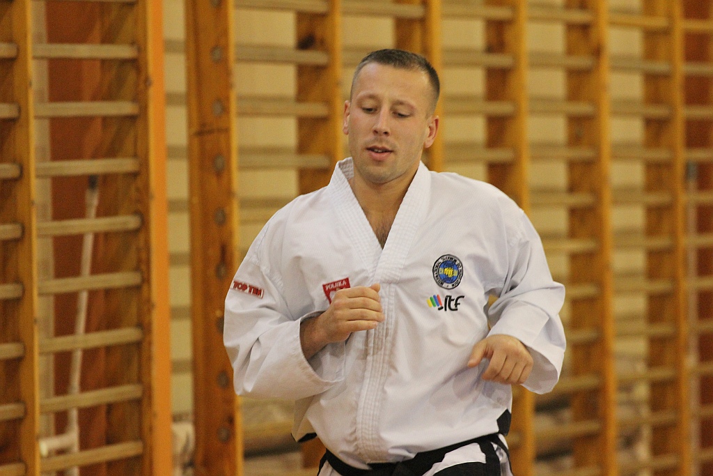 Legniccy taekwondocy pokazali swoje pucharowe trofea
