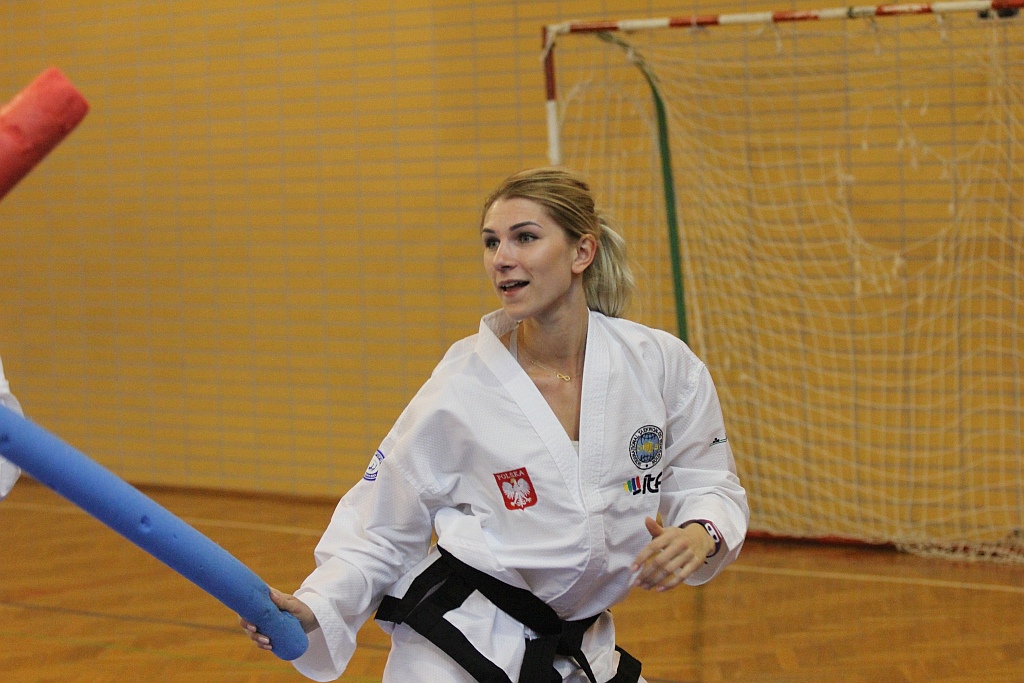 Legniccy taekwondocy pokazali swoje pucharowe trofea