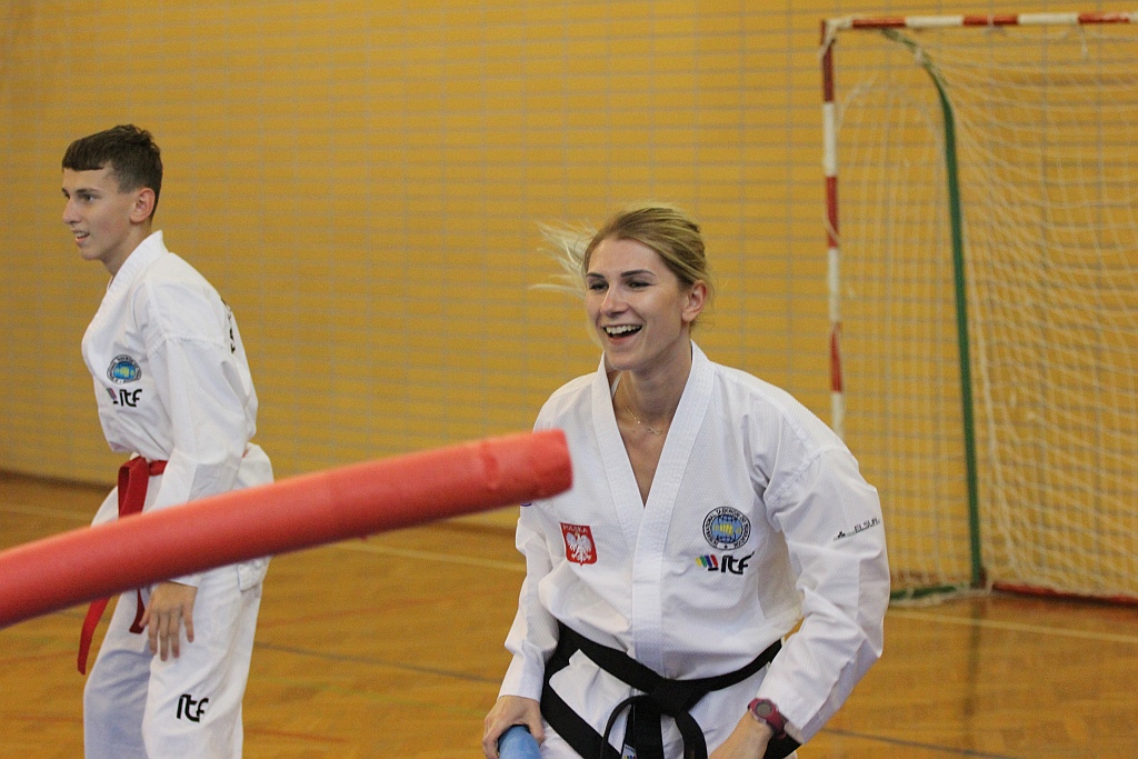 Legniccy taekwondocy pokazali swoje pucharowe trofea