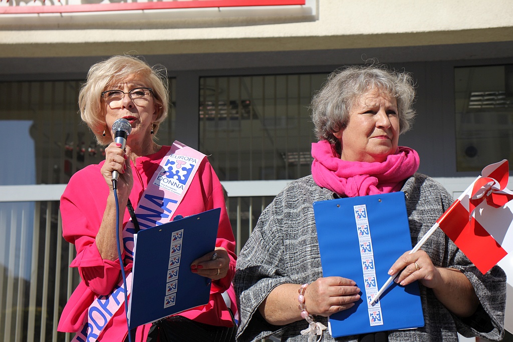 XXI różowy Marsz ku Zdrowiu przeszedł ulicami Legnicy