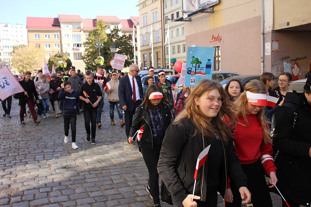 XXI różowy Marsz ku Zdrowiu przeszedł ulicami Legnicy