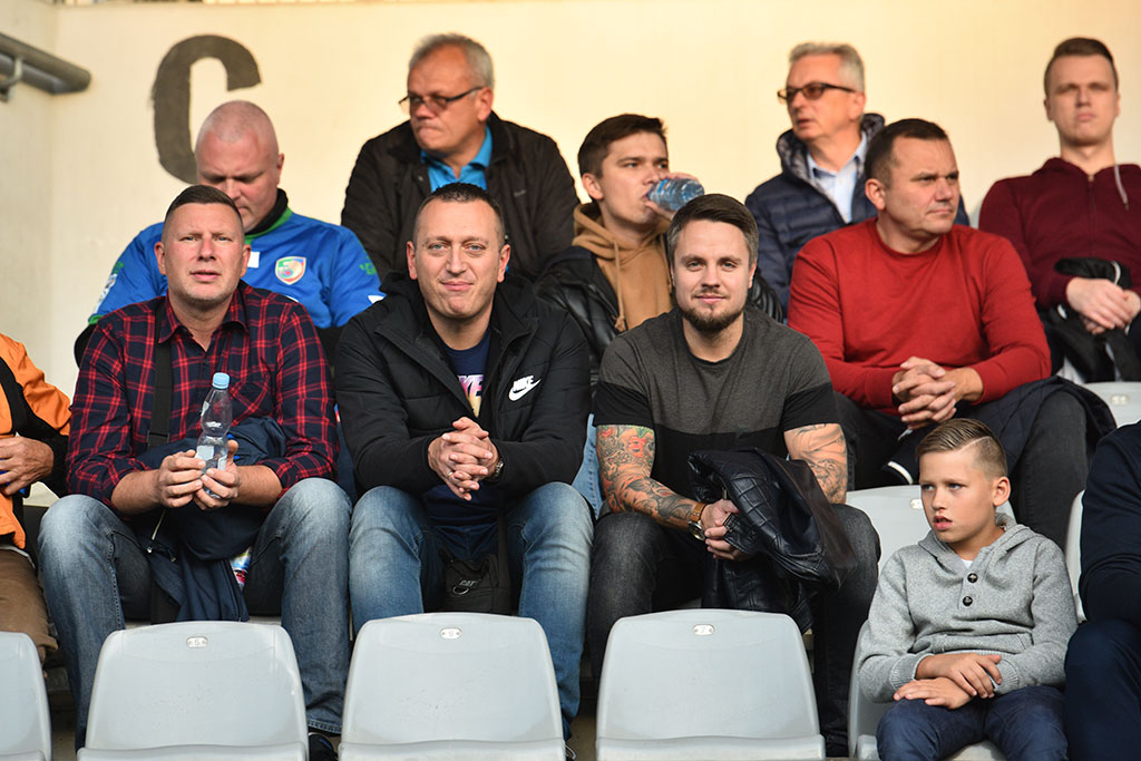 Piątkowy mecz Miedzi Legnica z Piastem Gliwice na trybunach