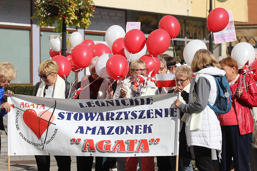 XXI różowy Marsz ku Zdrowiu przeszedł ulicami Legnicy