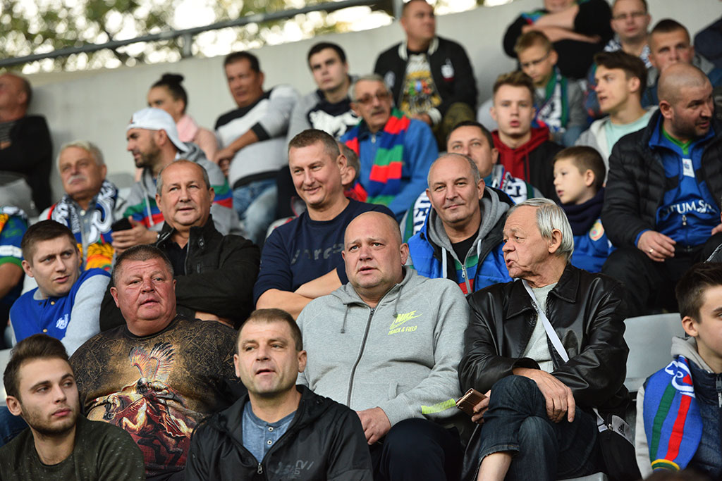 Piątkowy mecz Miedzi Legnica z Piastem Gliwice na trybunach