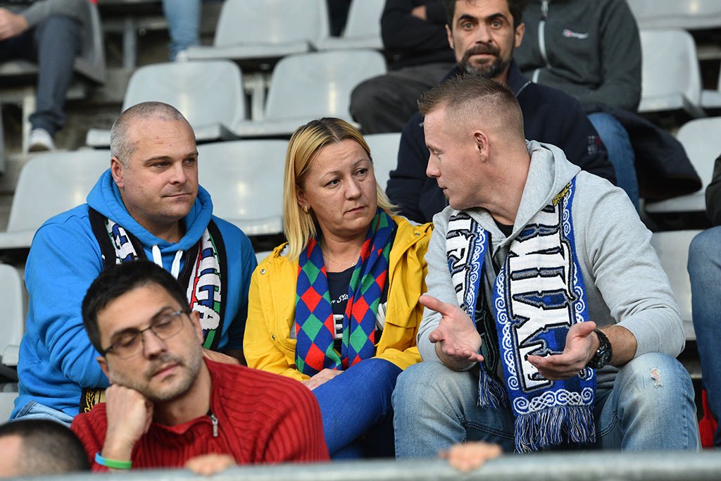 Piątkowy mecz Miedzi Legnica z Piastem Gliwice na trybunach