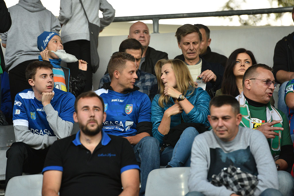 Piątkowy mecz Miedzi Legnica z Piastem Gliwice na trybunach