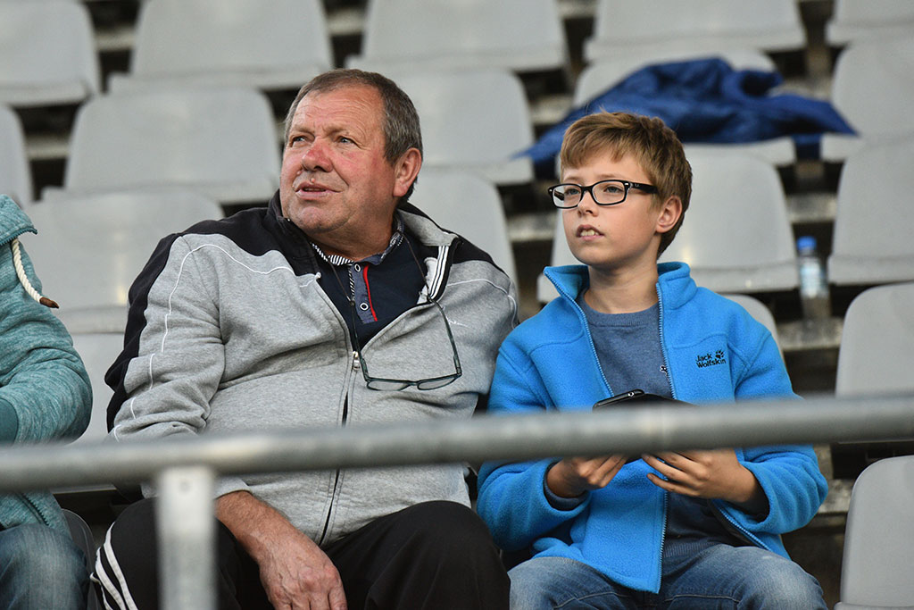 Piątkowy mecz Miedzi Legnica z Piastem Gliwice na trybunach