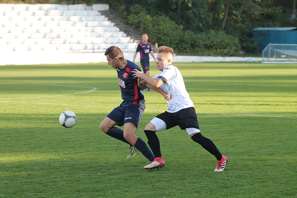 Iskra wywiozła ze stadionu przy Grabskiego komplet punktów