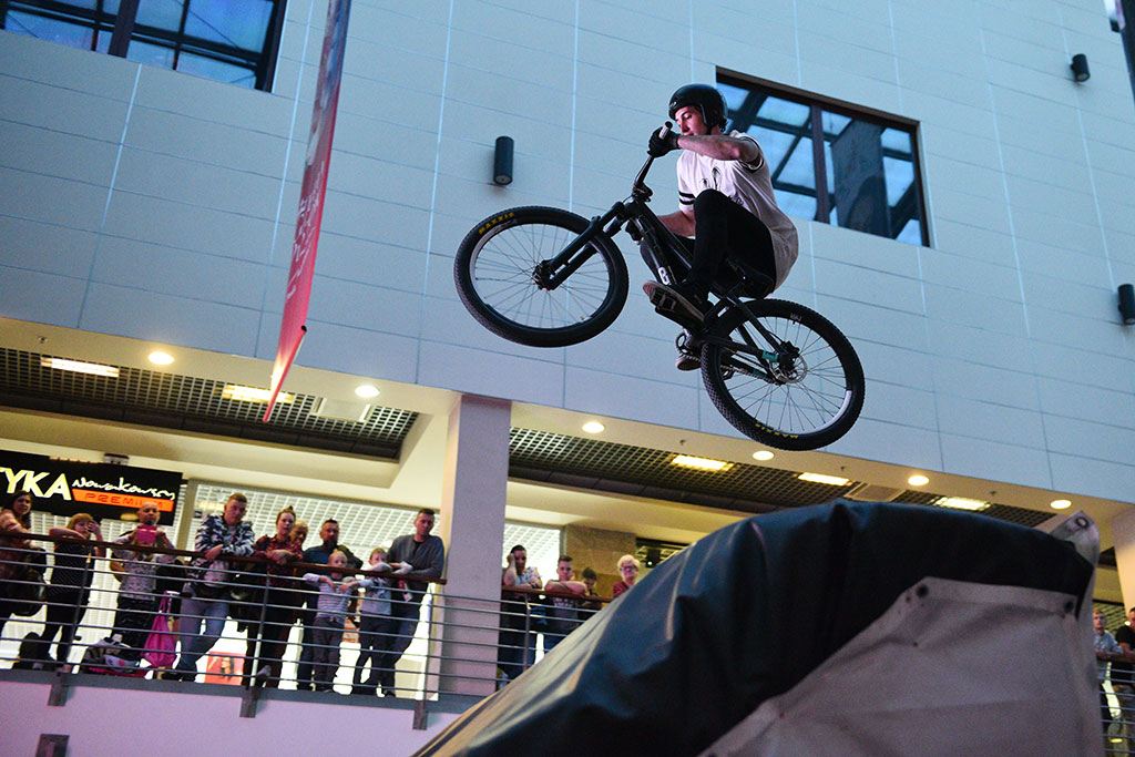 Extreme Bike Tour odbywa się w Galerii Piastów