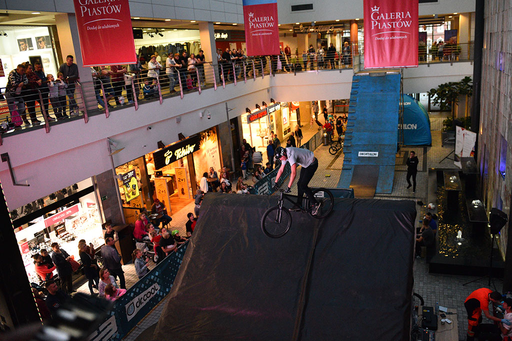 Extreme Bike Tour odbywa się w Galerii Piastów