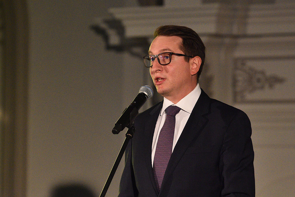 Waldemar Krzystek o historiach, które napisało życie