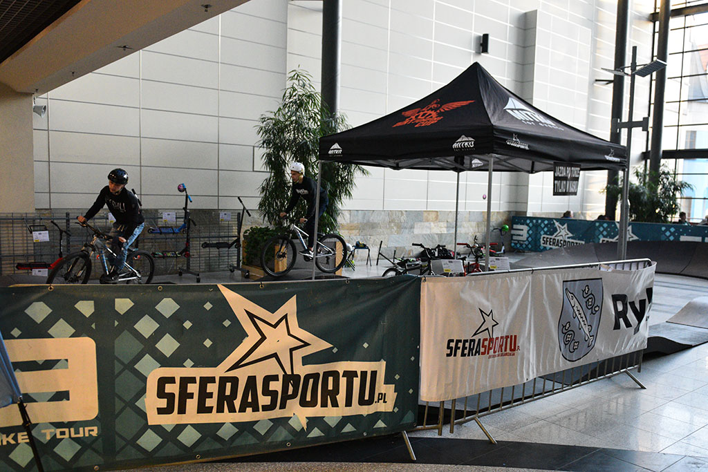 Extreme Bike Tour odbywa się w Galerii Piastów