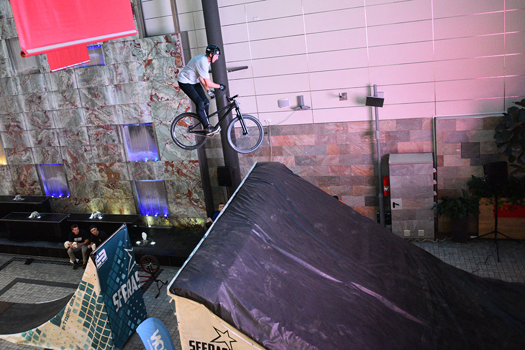 Extreme Bike Tour odbywa się w Galerii Piastów