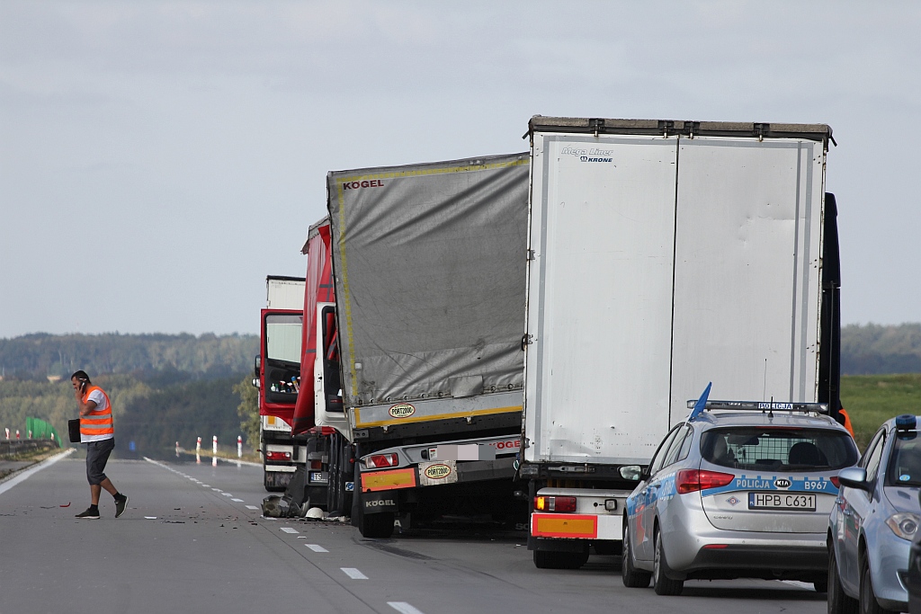 Karambol na autostradzie. Objazdy do Zgorzelca       
