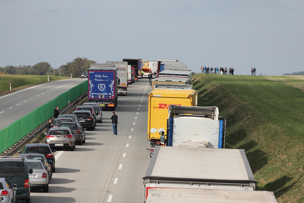 Karambol na autostradzie. Objazdy do Zgorzelca       
