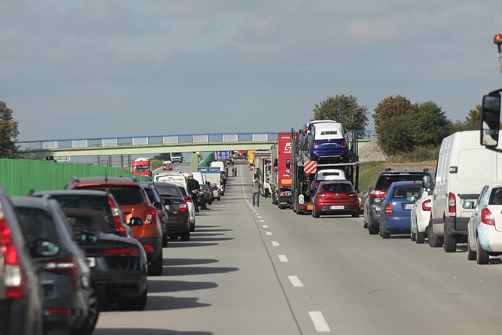 Karambol na autostradzie. Objazdy do Zgorzelca       

