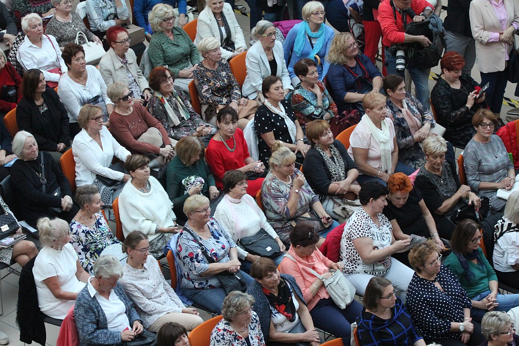 Jolanta Kwaśniewska ściągnęła tłumy do Letia Bussines Center