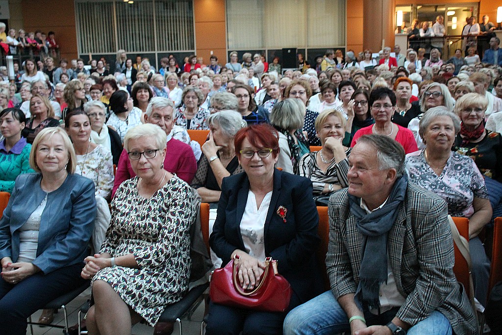 Jolanta Kwaśniewska ściągnęła tłumy do Letia Bussines Center