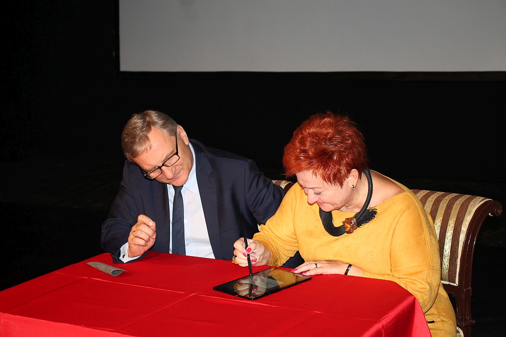 Gala w teatrze uświetniła jubileusz oddz. chirurgii dziecięcej