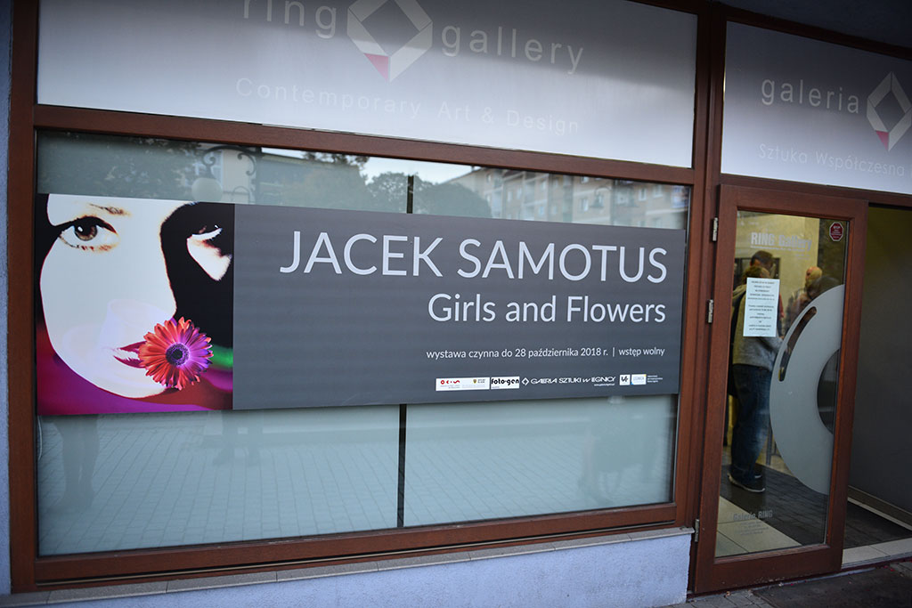 Wernisaż wystawy fotografii Jacka Samotusa w Galerii Ring