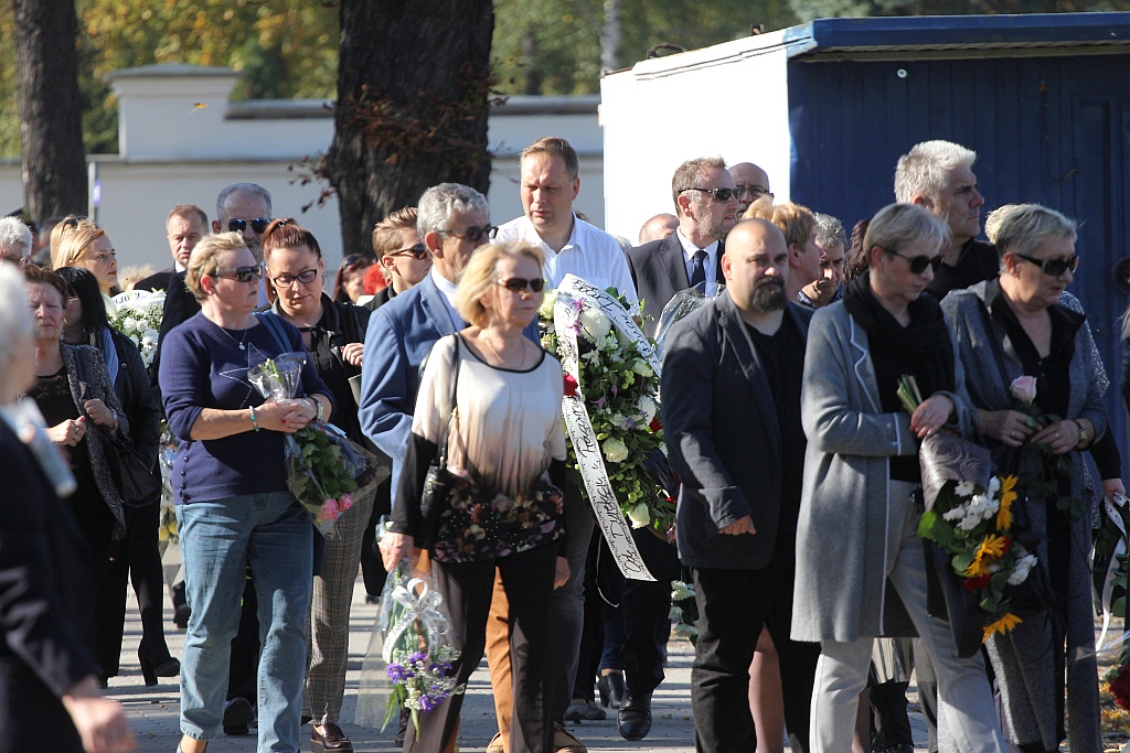 Kilkaset osób przyszło pożegnać Joannę Michalak