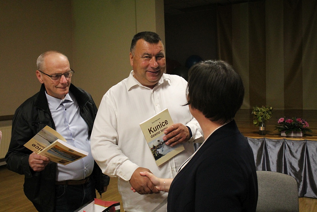 „Kunice dawno temu…”. Wieczór autorski Beaty Bąkowskiej