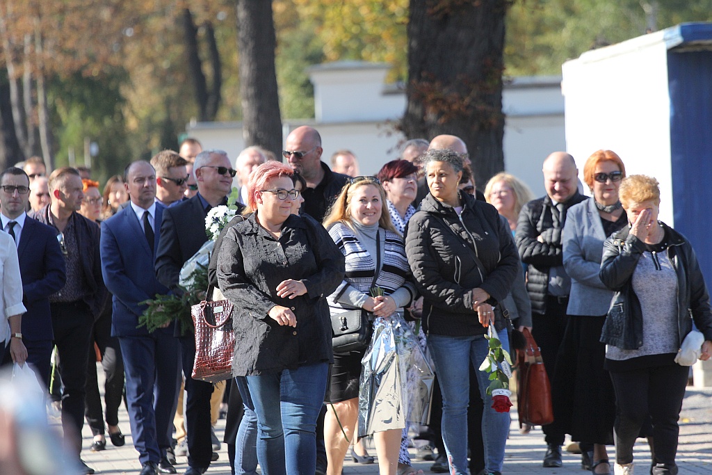 Kilkaset osób przyszło pożegnać Joannę Michalak