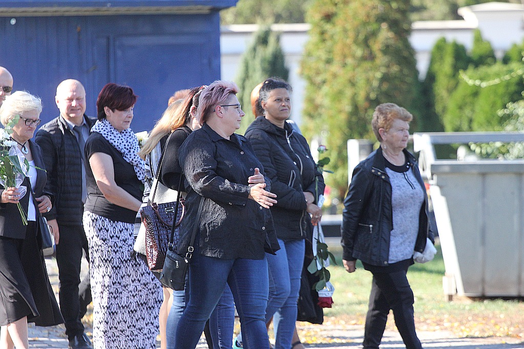 Kilkaset osób przyszło pożegnać Joannę Michalak