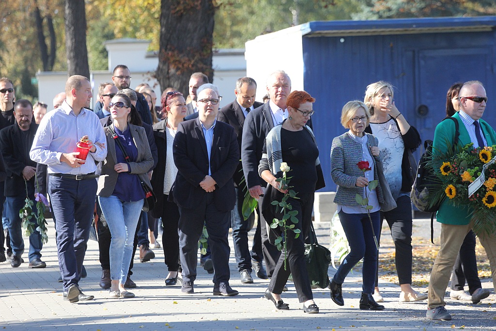 Kilkaset osób przyszło pożegnać Joannę Michalak