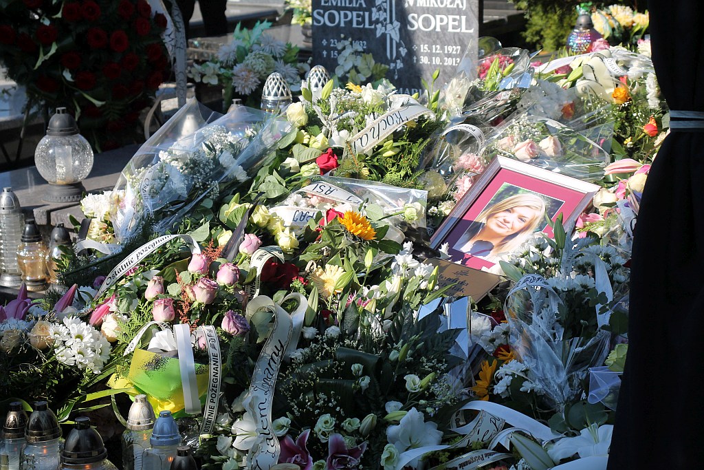 Kilkaset osób przyszło pożegnać Joannę Michalak