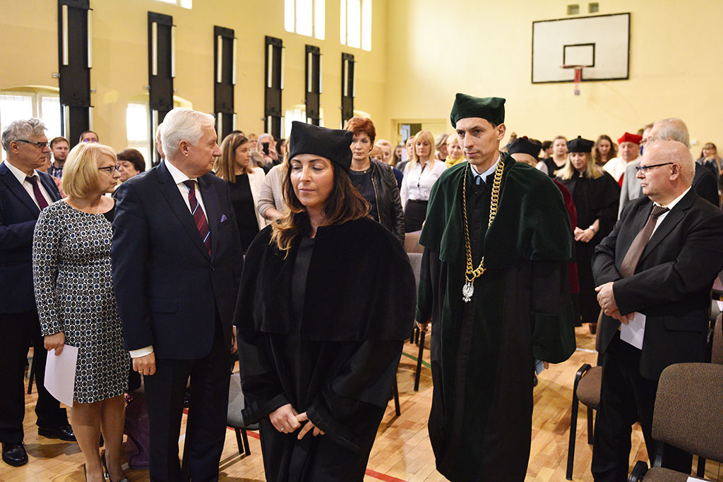 Gaudeamus Igitur wybrzmiał w Wyższej Szkole Medycznej