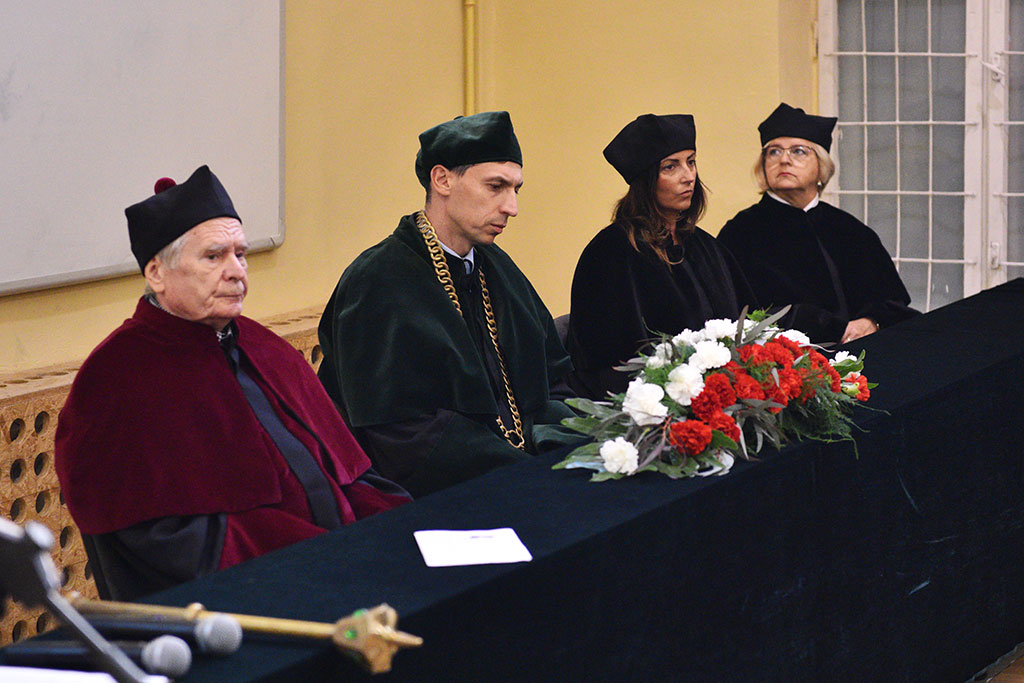 Gaudeamus Igitur wybrzmiał w Wyższej Szkole Medycznej