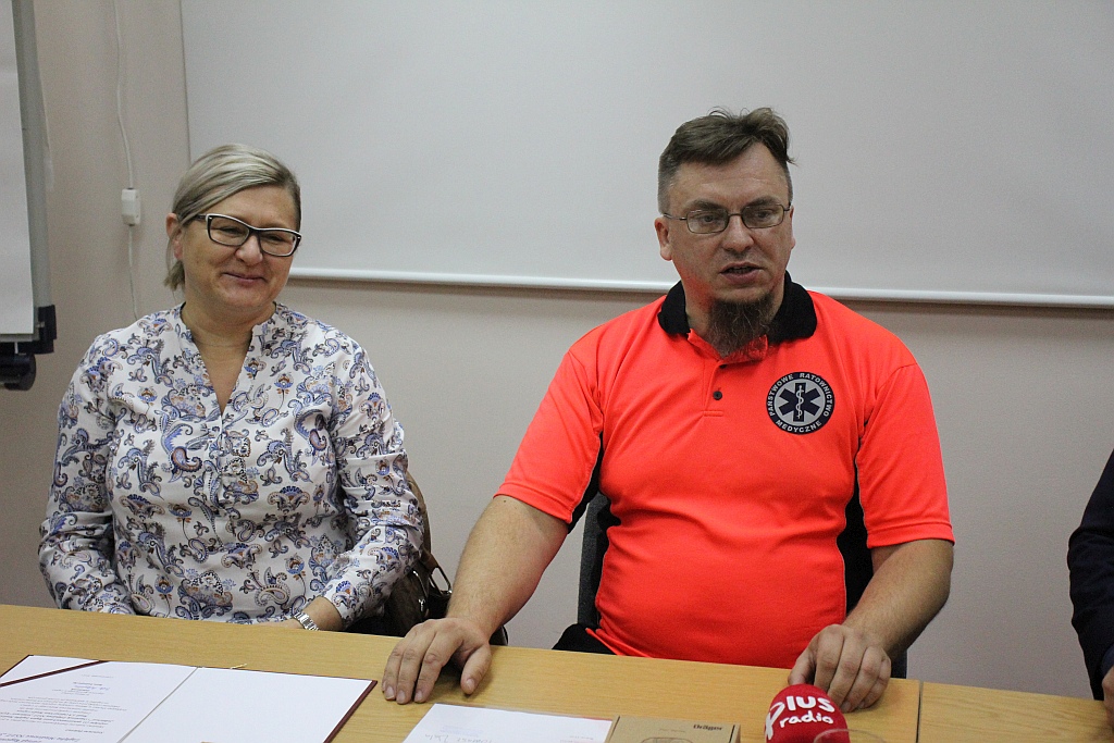 Solidarność zakupiła i przekazała pogotowiu detektory CO