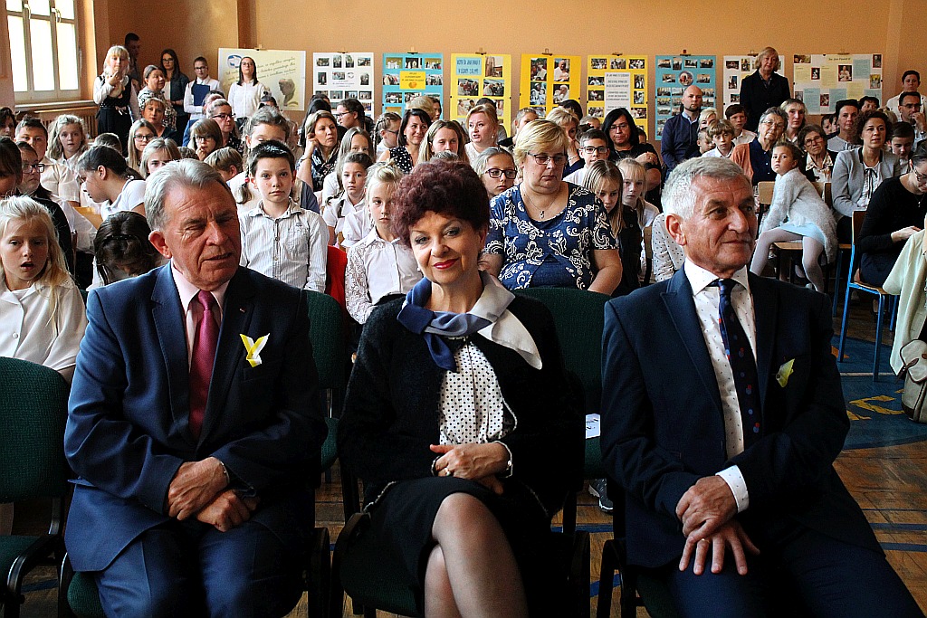 Pieśnią i poezją wspominali św. Jana Pawła II